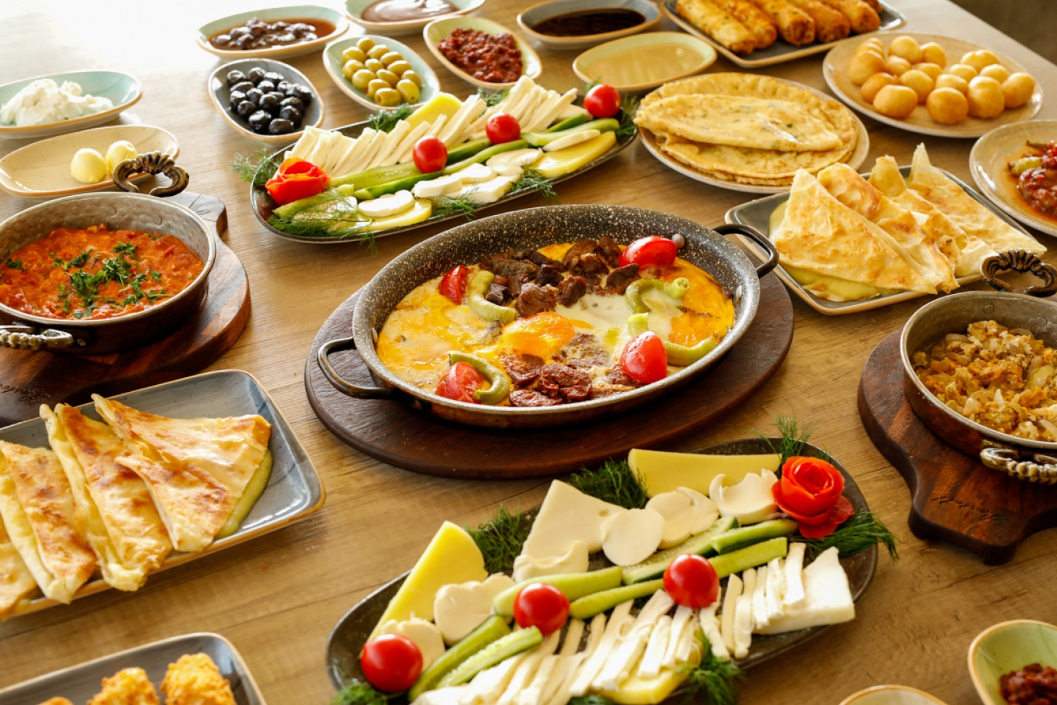 Pastell Köy Kahvaltısı - 6 kişilik -