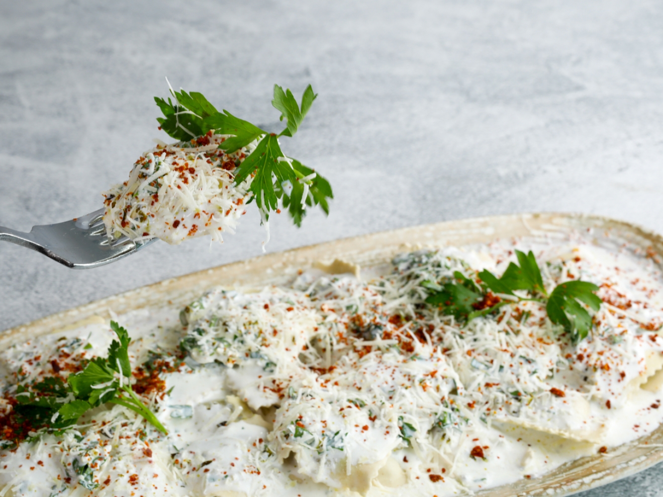 Ispanaklı RAVİOLİ