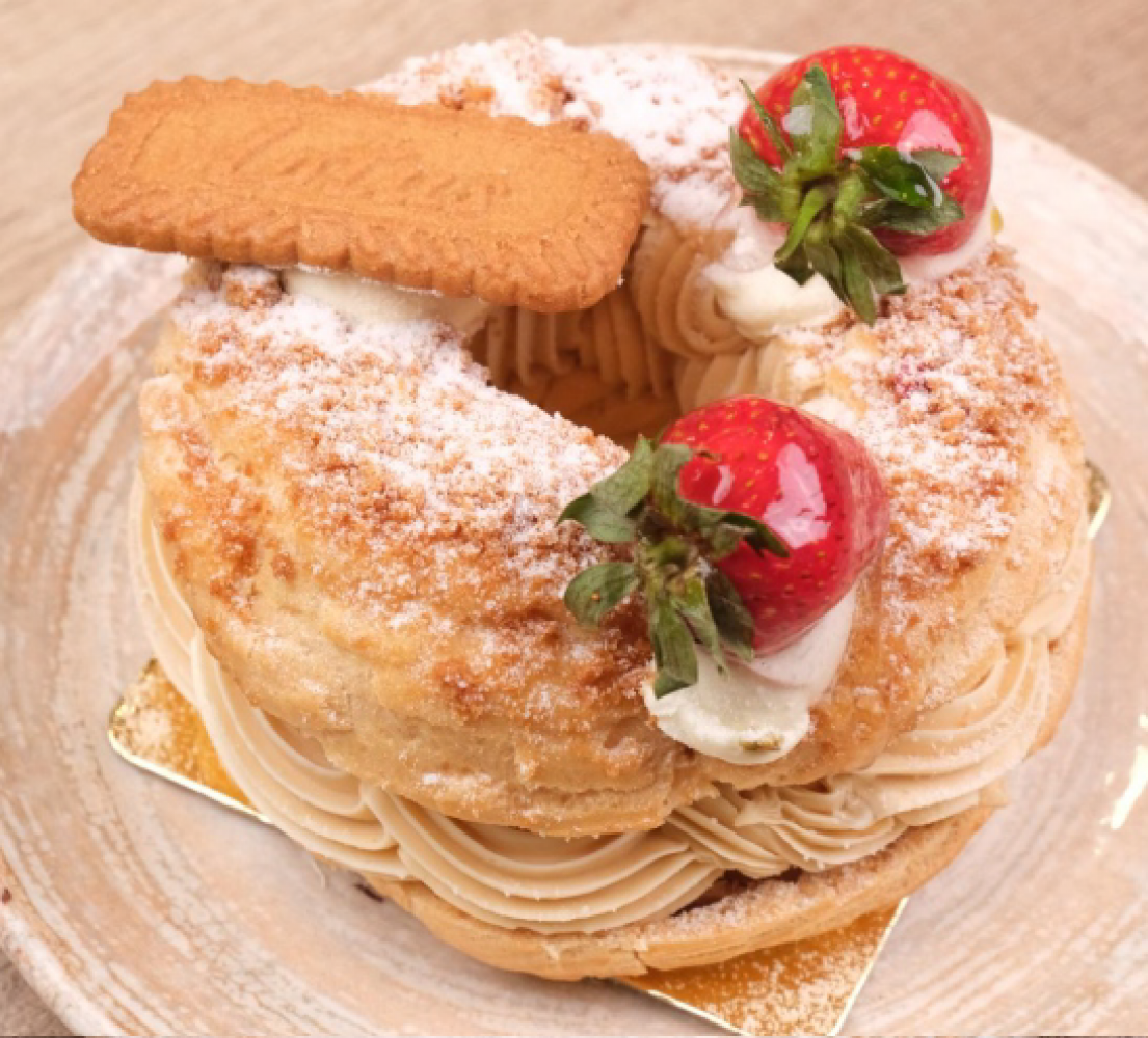 Lotuslu Paris Brest