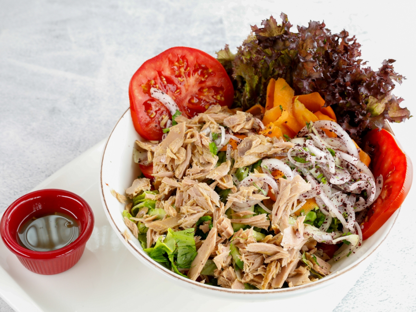 Ton Balıklı SALATA